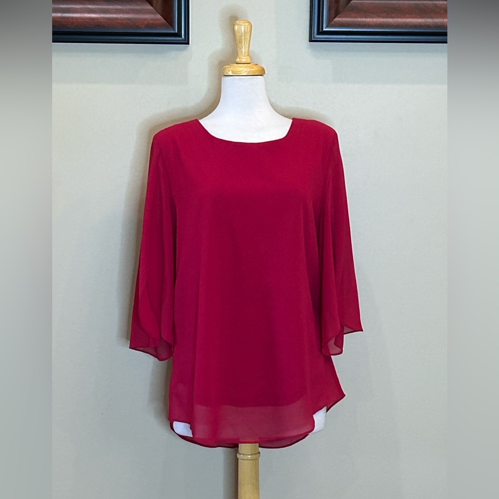 Acevog | NWT Size Large Red 3/4 Sleeve Blouse With High Low Hem